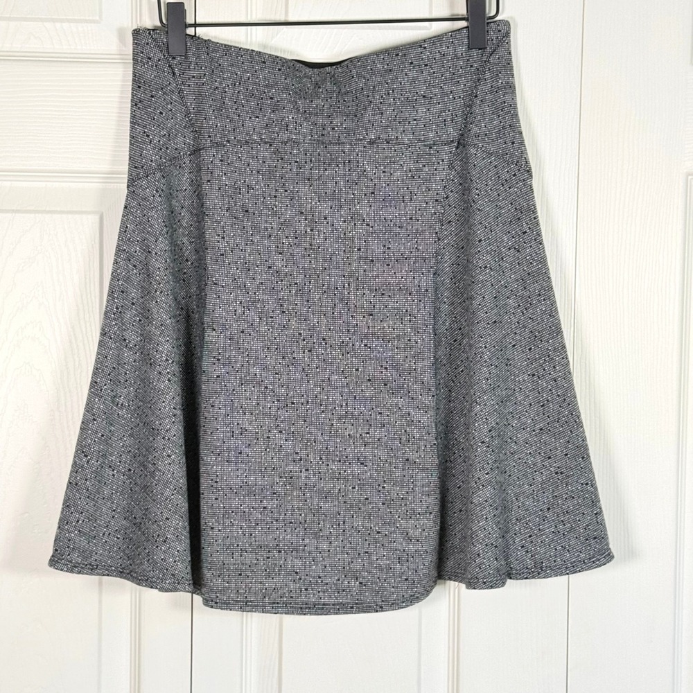 Max Studio Black Ivory Textured Knit A-Line Skirt NWT